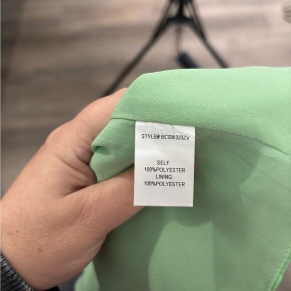 4Sienna Green Mini Skirt Scalloped Trim & Side Zipper Size Small - Picture 7 of 7